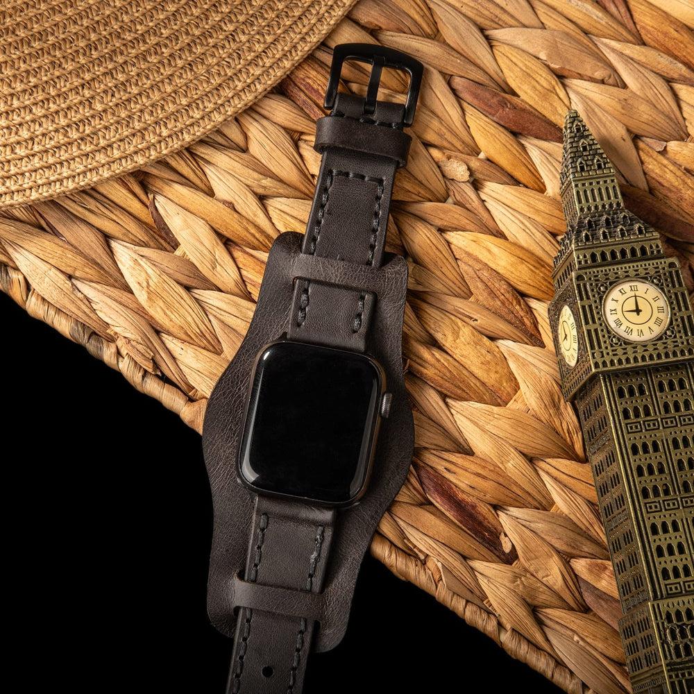 Bund Çift Katlı Deri Apple Watch Kayışı – Antrasit Yakın Çekim — El Yapımı Hakiki Deri | Deri Kordon