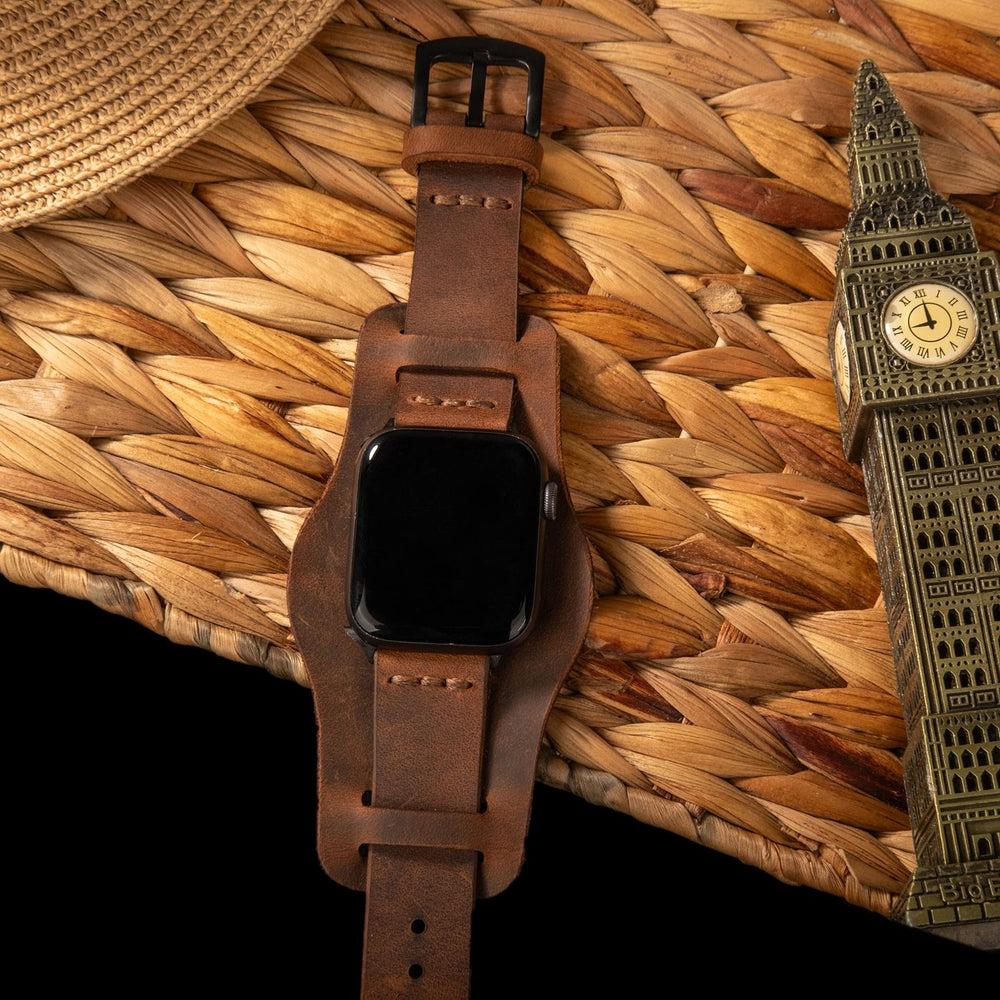 Bund Tek Katlı Deri Apple Watch Kayışı – Kahve Yakın Çekim — El Yapımı Hakiki Deri | Deri Kordon