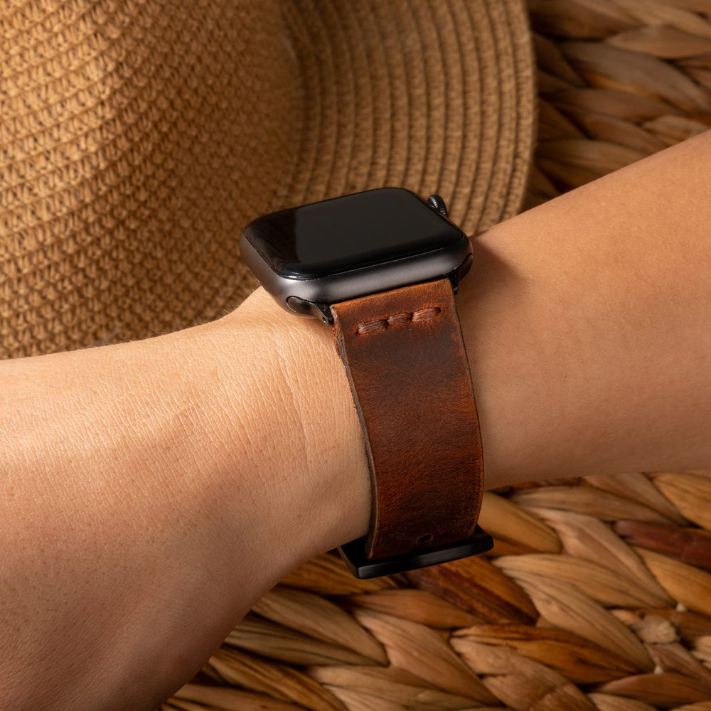 Oranj Tek Kat Deri Apple Watch Kayışı — Apple Watch'a takılı deri kordon