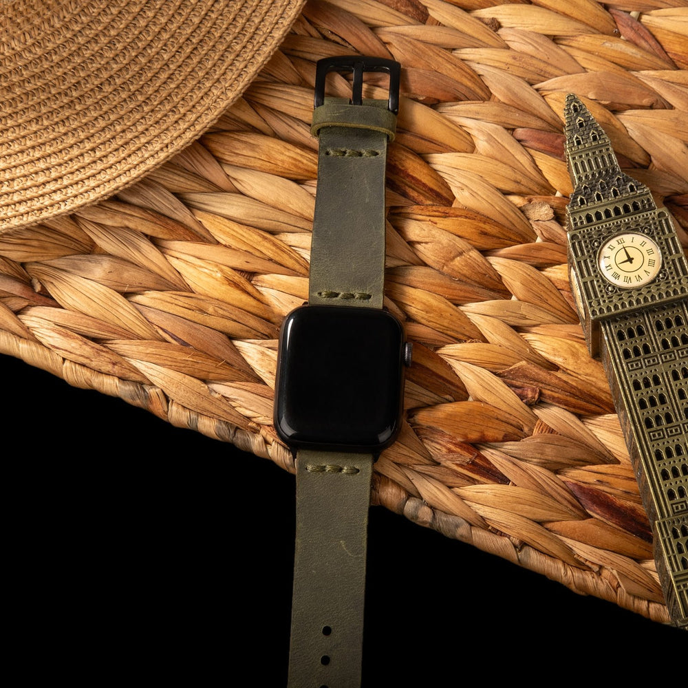 Yeşil Tek Kat Deri Apple Watch Kayışı — Apple Watch deri kayışının paslanmaz çelik tokası